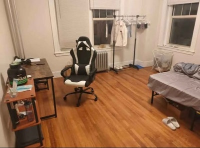 Private Room in Malden Main Photo