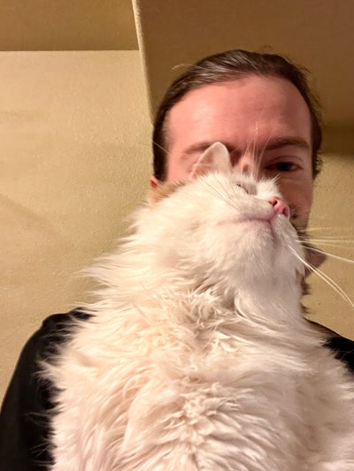 Room needed! Main Photo