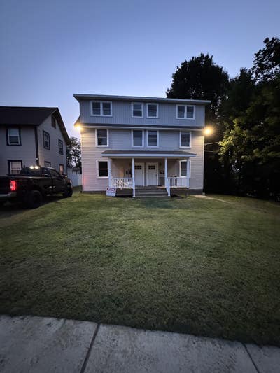 Esu housing Main Photo