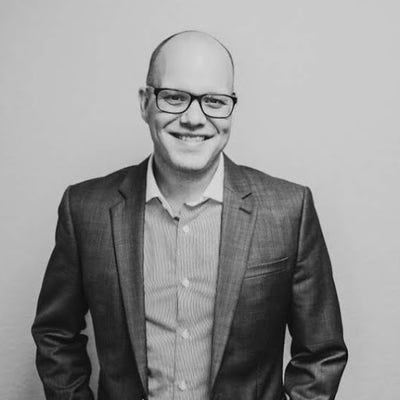 Responsible man looking for a room in Republic Main Photo