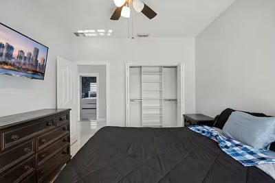 Neat Room Available/$950 Main Photo
