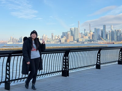 Female looking for a room in Fullerton Main Photo