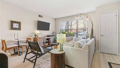 Super cute Main Photo