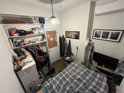 2 rooms available in a 4bdr in a great location Main Photo