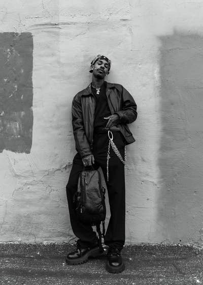 Professional Male seeks a small or large room Main Photo