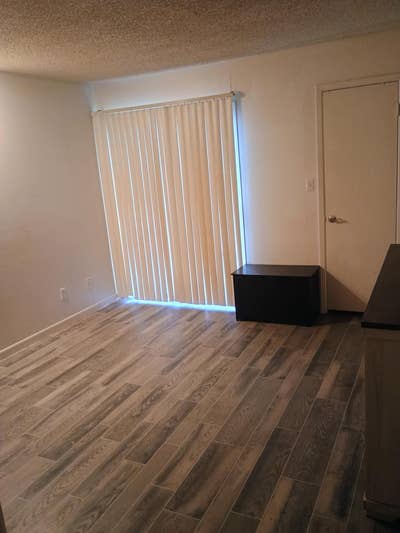 Room for rent in Mesa Main Photo