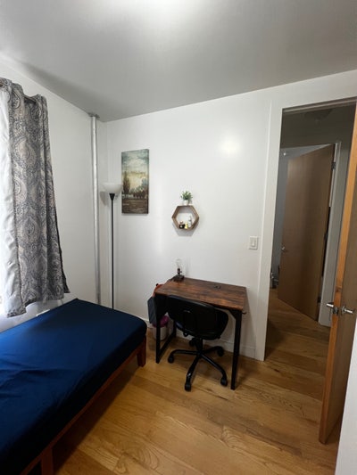 Cozy room in West Harlem Main Photo