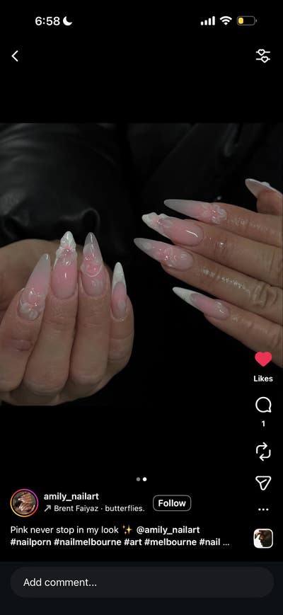 Responsible woman looking for LA room ASAP Main Photo