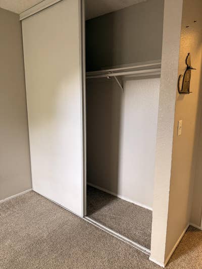 Two Rooms for Rent Main Photo