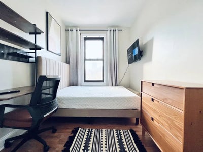 Luxury Duplex Apt with Terrace & AC Main Photo