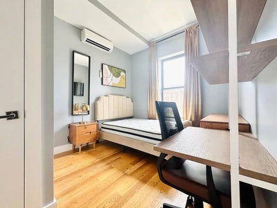 Prospect Park Room with HDTV Near Manhattan Main Photo