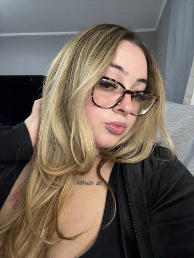 Responsible female with pets needs a room now Main Photo