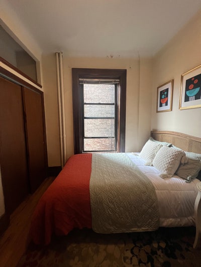 Large furnished bright and cheerful  room UWS  Main Photo