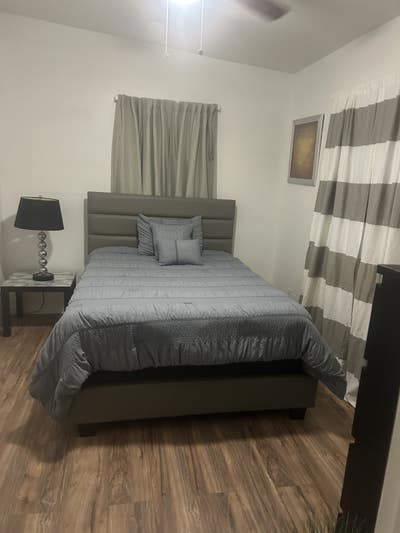 Room for rent short-term Main Photo