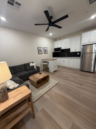 1 BD Apt._Furnished & All Utilities Included Main Photo