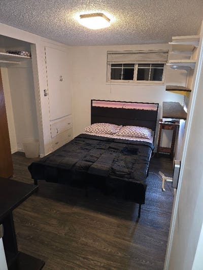 Close to Seattle and Airport_Looking for a roommat Main Photo