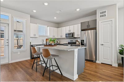 Brand_New Townhome w Private Yard  Garage — Minute Main Photo