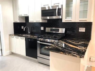 Stylish On South Street w Outdoor Space Main Photo