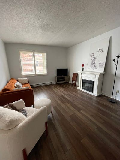 Downtown Condo Avail  Main Photo