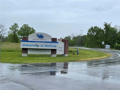 Updated Modern 1BR Condo in Amherst | PoolTennis & Main Photo