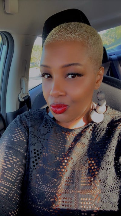 Female age 48 looking for a room in Charlotte Main Photo