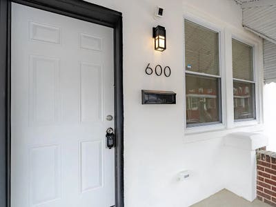 Charming Single Unit Rental in Baltimore | $mo |Sh Main Photo