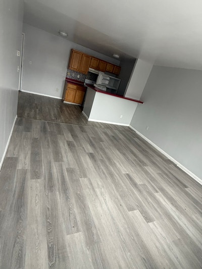 Heat & hot water included 1250 Main Photo