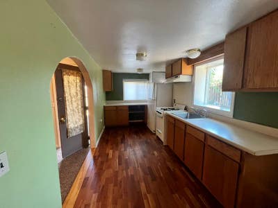 Charming 1 Bed Bath Single Family Home in Manitou  Main Photo