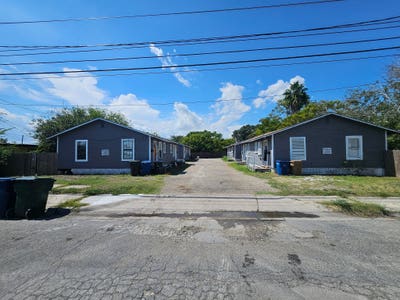 1BR  1BA Apartment | Utilities Included on Select  Main Photo