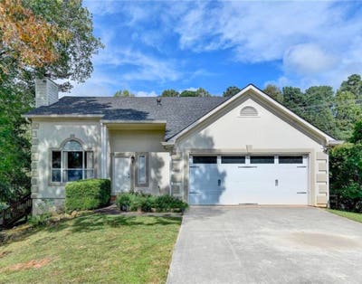 1 bed 1 bath basement apartment for rent near down Main Photo