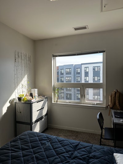 Spacious Room w/ attached Bath Main Photo