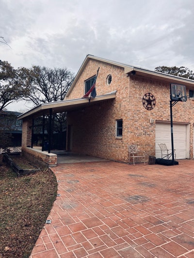 Garage Apt 1000 sq ft  Main Photo
