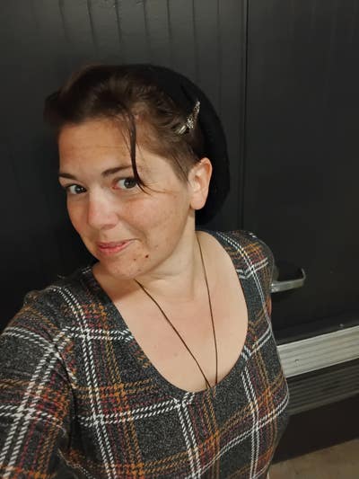 Young professional looking for cat friendly room Main Photo