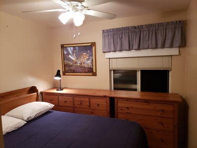 Furnished room/ Shared bath Main Photo