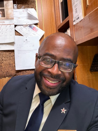 Room wanted in Manhattan, NY Main Photo