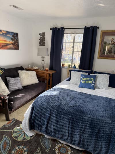 Excellent location  Main Photo