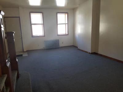 One Bedroom in South Philly June 1St(Flexiable) Main Photo