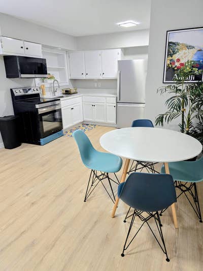 Live in Cedar Crest Main Photo