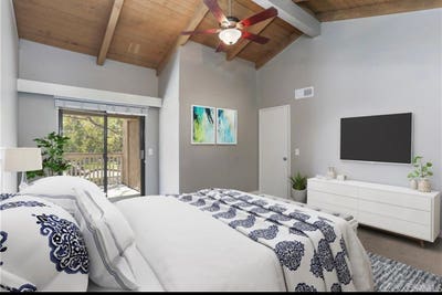 Studio have office area private bathroom private  Main Photo