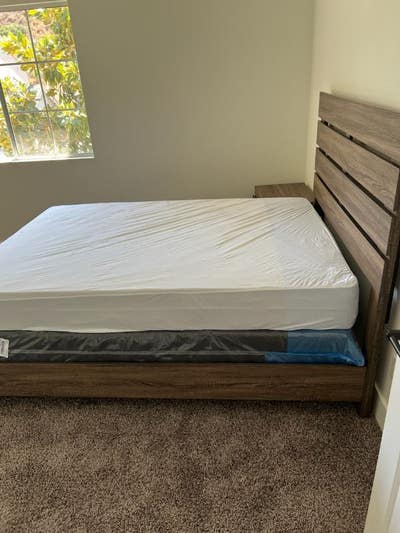 Cozy Room3 for Rent in Luxury Home in Corona Main Photo