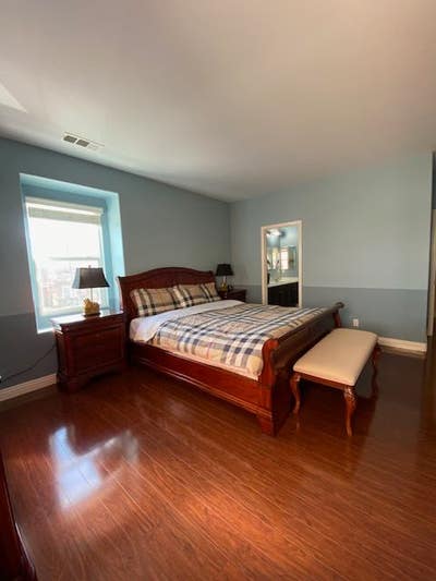 Very Nice Large single bed room for rent Main Photo