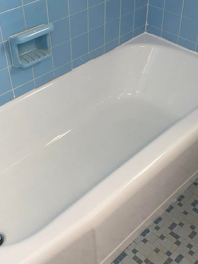 Spacious Primary Bedroom in a Peaceful Co_Living  Main Photo