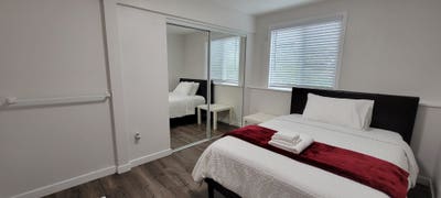 Cozy 1 Bed Share Bathroom in Edmonds | Available  Main Photo