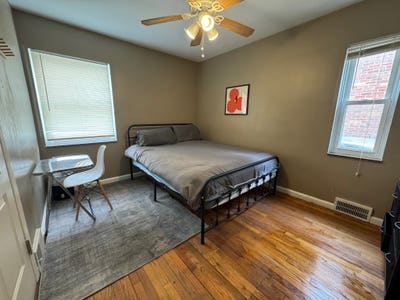 Furnished 1BR SuitePrivate Bath + Kitchenette w R Main Photo