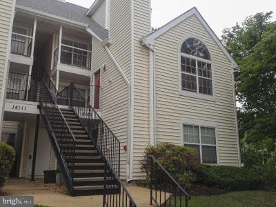 1 Bedroom 1 bathroom in Laurel Lakes Main Photo