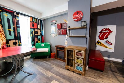 Downstairs Room with Private Bath (Owner Occupied Main Photo