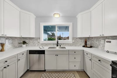 Room For Rent (Newly Remodeled) Main Photo