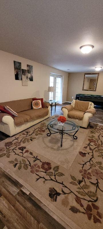 Beautiful Fully Furnished Basment Apartment  Main Photo