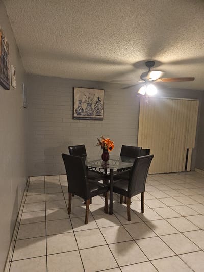 62nd Glendale pool house Main Photo