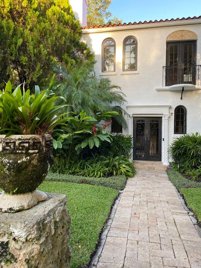 Single house  Main Photo